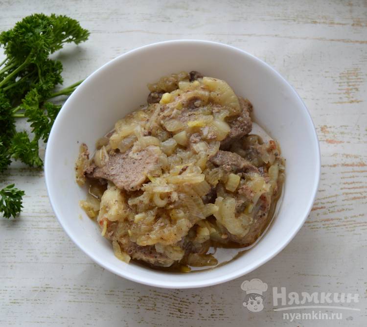 Вкусная тушеная свинина с луком - фото шаг 5