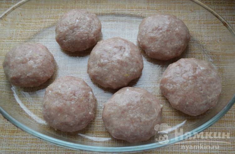  Котлеты из свинины и индейки в духовке  - фото шаг 4