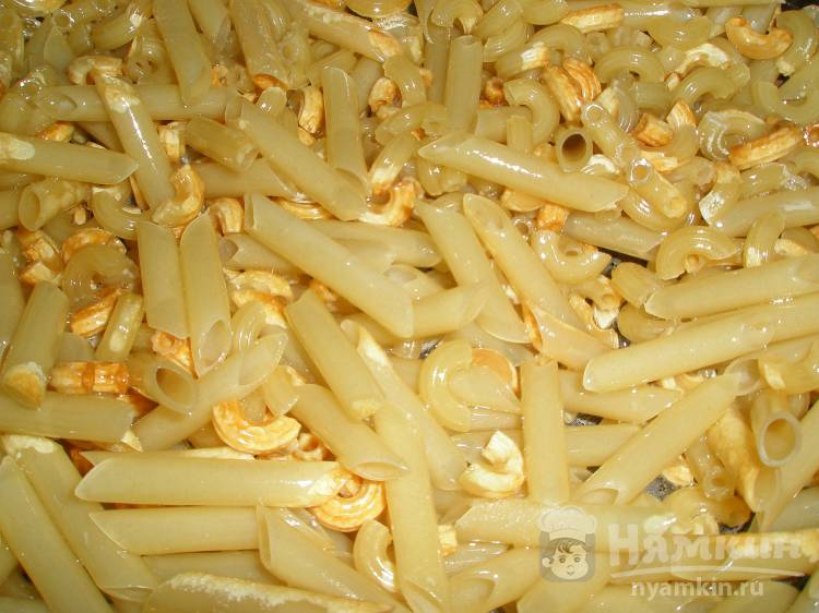 Макаронный микс с жареной курицей - фото шаг 3