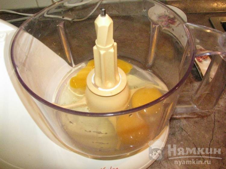 Шарлотка для любимых - фото шаг 3
