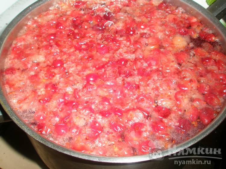 Насыщенный клюквенный кисель - фото шаг 3