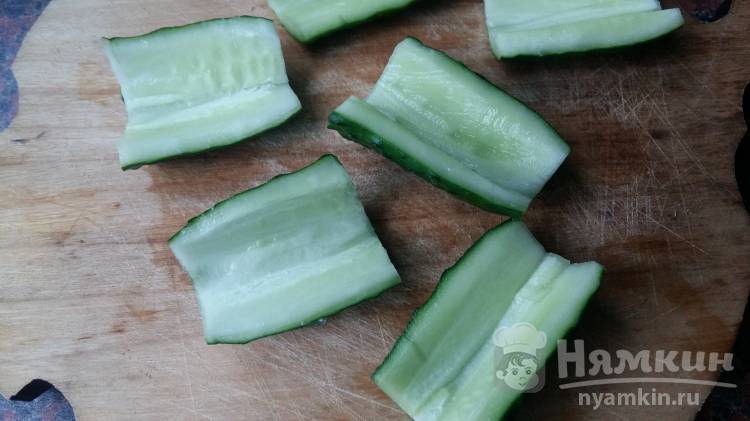 Огуречные лодочки с начинкой из фарша и картофеля - фото шаг 2