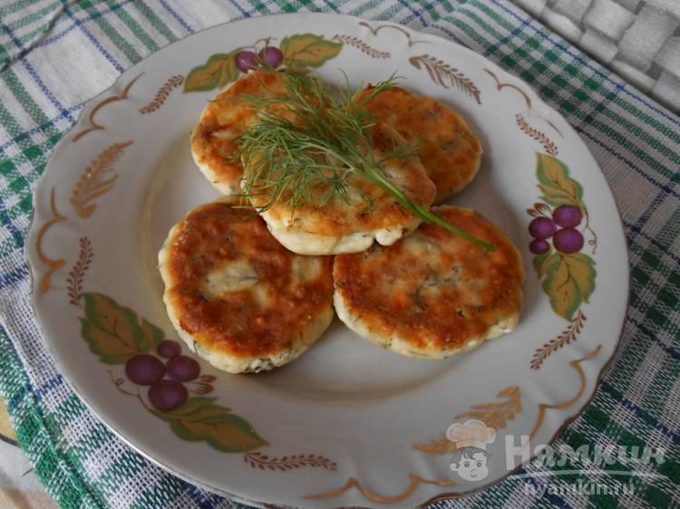 Сырники с укропом - фото шаг 6