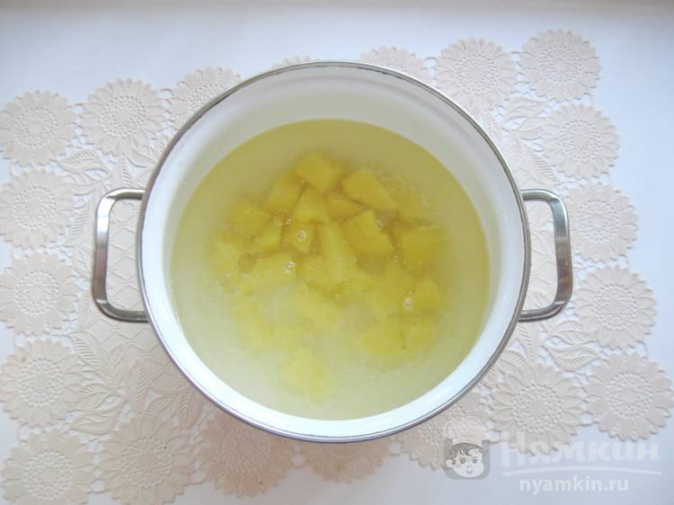 Щи с молодой капустой - фото шаг 1