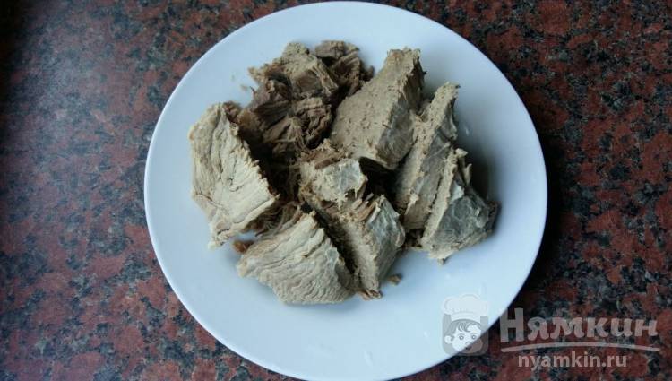 Вареная говядина со свежей капустой - фото шаг 1