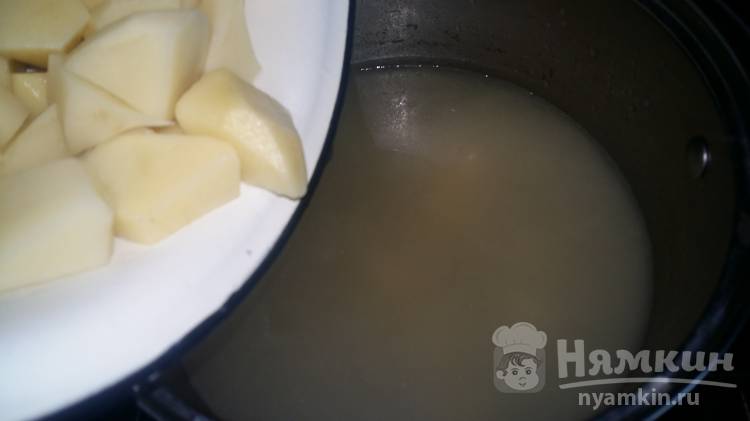 Рисовый суп на мясном бульоне - фото шаг 1