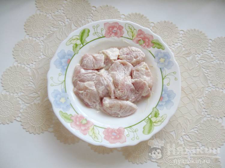 Шашлык из курицы с кабачком на сковороде - фото шаг 2