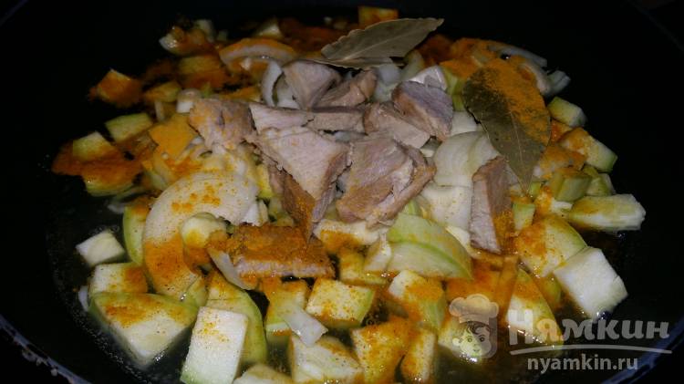 Рагу из овощей с мясом и куркумой - фото шаг 3
