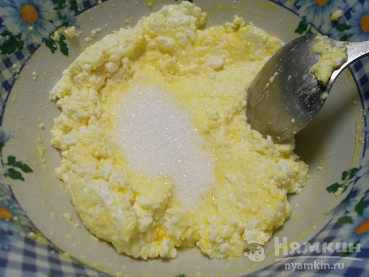 Сырники по-домашнему - фото шаг 2