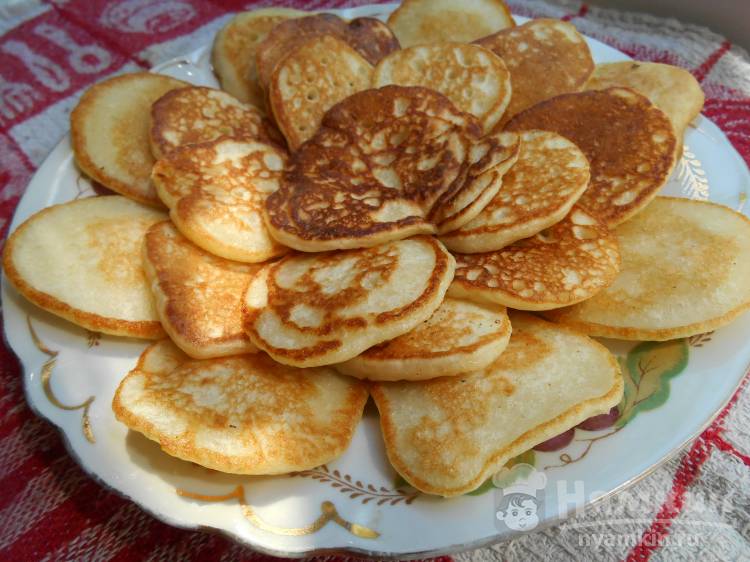 Оладьи на дрожжах - фото шаг 4