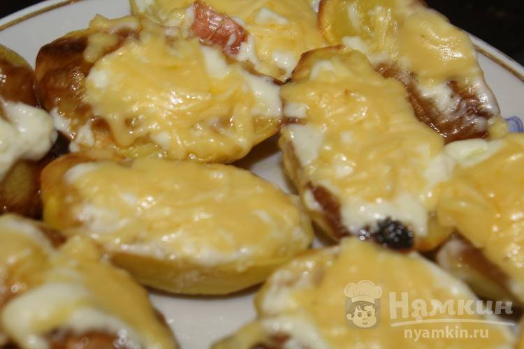 Картофель с майонезом и сыром в духовке - фото шаг 3