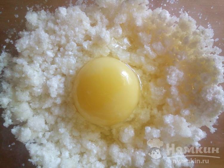 Творожные кексы с орехами и изюмом - фото шаг 4