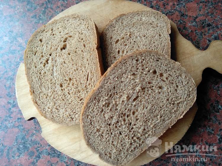 Гренки из черного хлеба с брынзой, яйцом и овощами - фото шаг 1