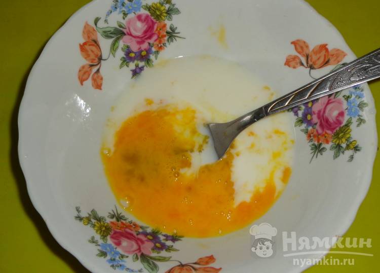 Вермишель с сыром и яйцом на сковороде - фото шаг 4
