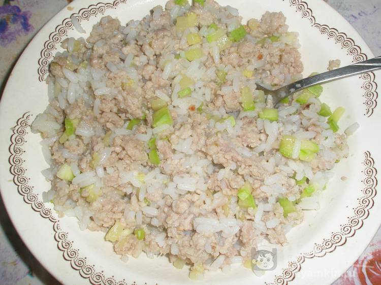 Жареный перец фаршированный рисом, мясом и кабачками - фото шаг 5