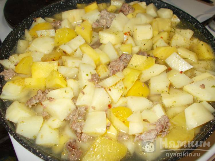 Картошка тушеная с фаршем - фото шаг 5