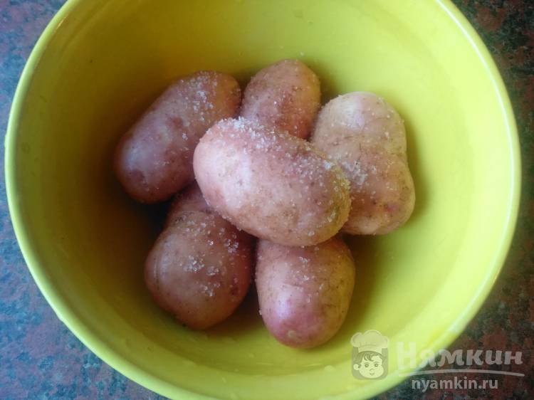Печеный картофель со специями в масле на мангале - фото шаг 2