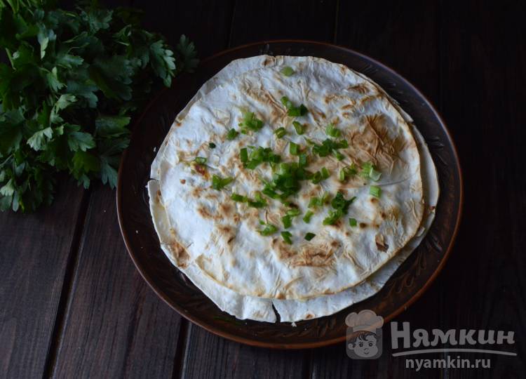 Лаваш с сыром на сковороде  - фото шаг 5