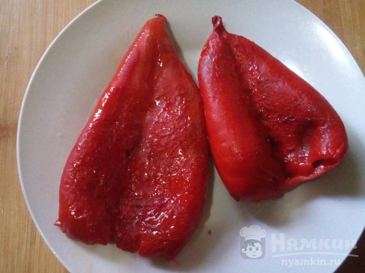 Жареный болгарский красный перец в томатном соусе - фото шаг 3