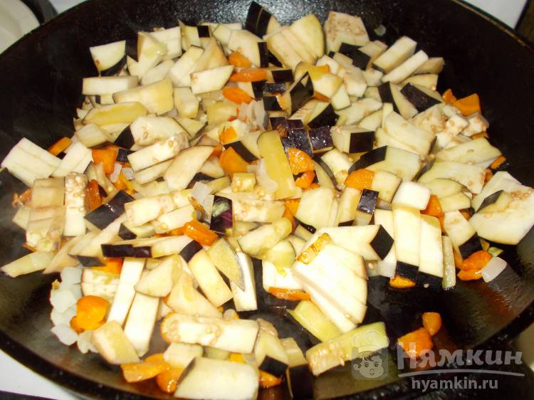 Вкусный суп с баклажанами - фото шаг 4