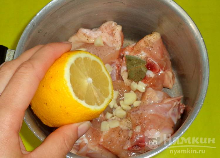 Тушеная курица с картошкой и лимоном - фото шаг 3