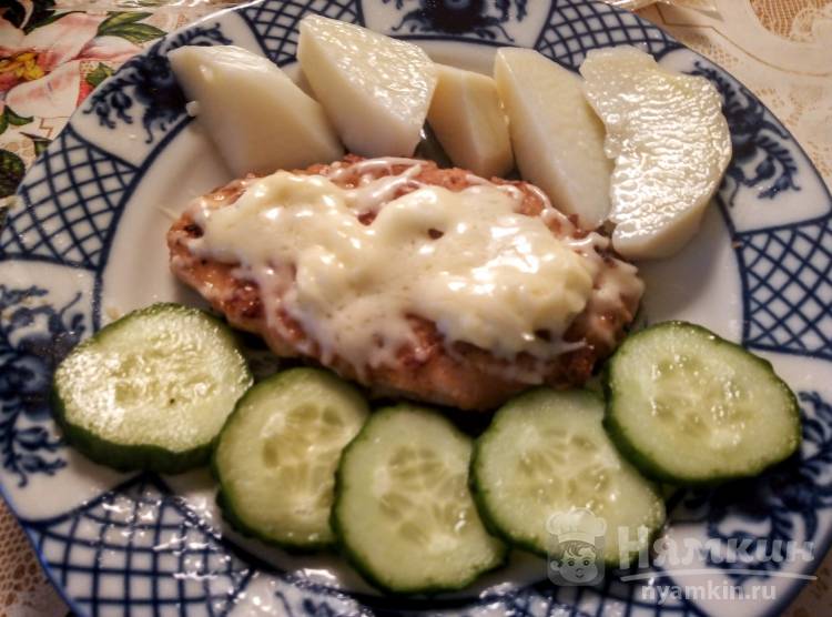 Куриные отбивные с майонезом и сыром на сковороде - фото шаг 7