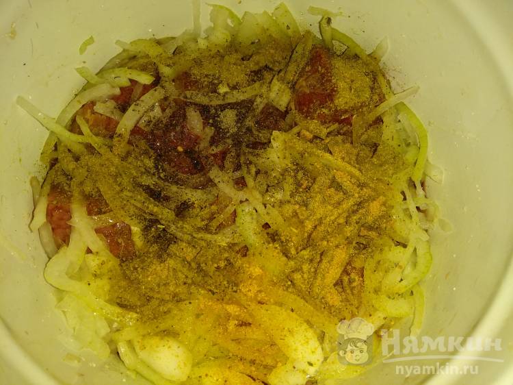 Шашлык из говядины в розовом вине и кефире - фото шаг 2
