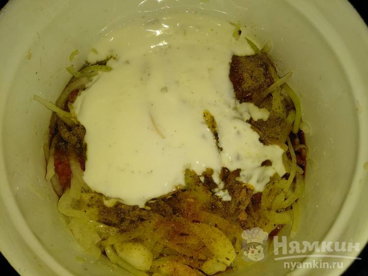 Шашлык из говядины в розовом вине и кефире - фото шаг 4