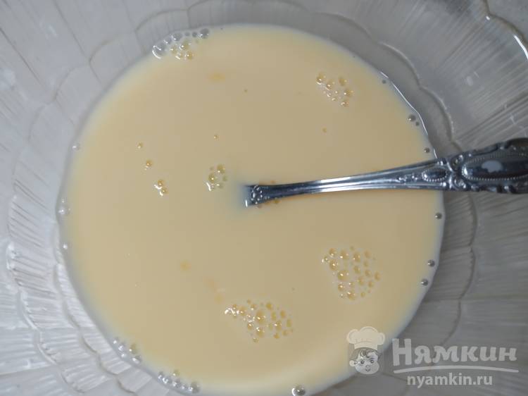 Гренки с молоком и яйцом жареные на сковороде - фото шаг 2
