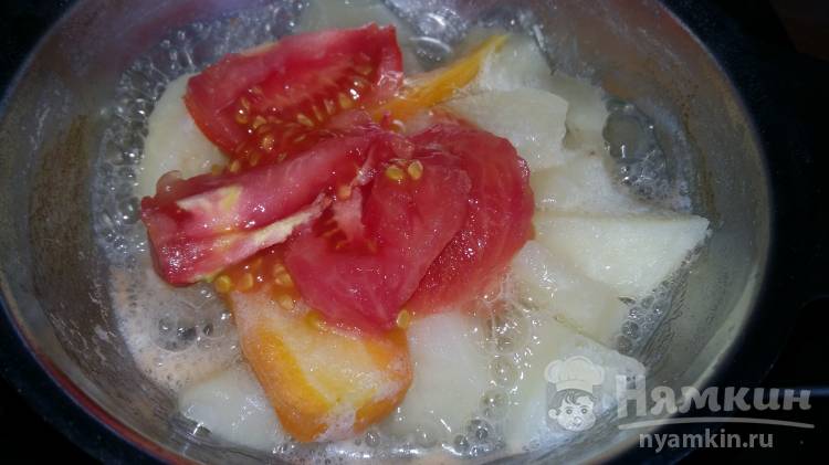Картофельно-морковное пюре с помидором для детей - фото шаг 3