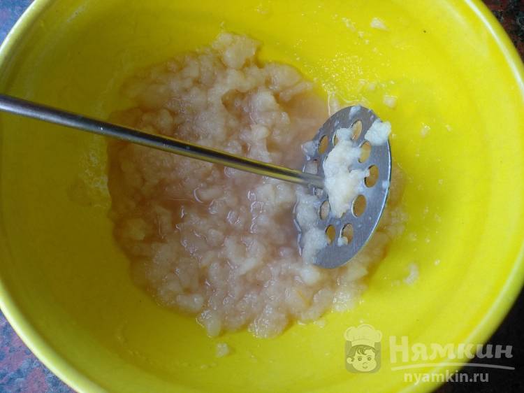 Грушевое пюре на скорую руку с корицей и мятой - фото шаг 4