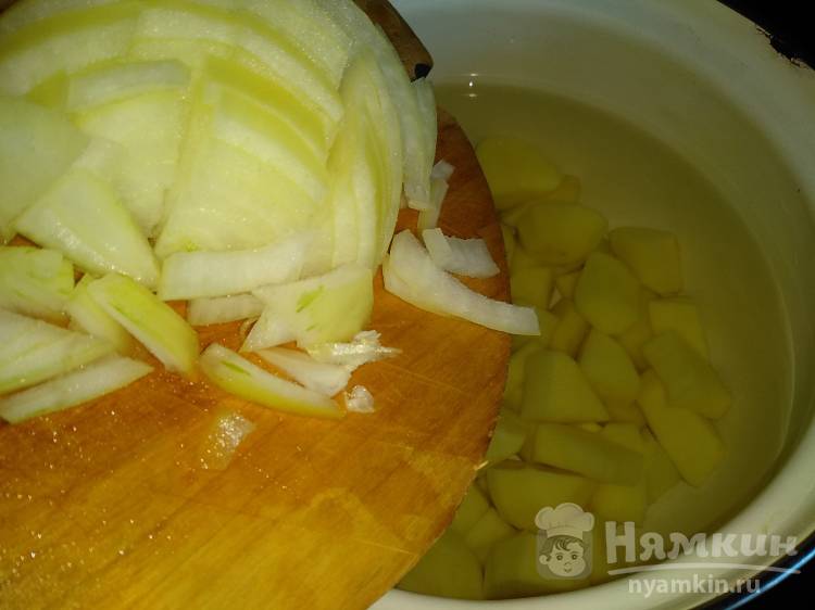 Овощной суп с манной крупой и острым перцем - фото шаг 1