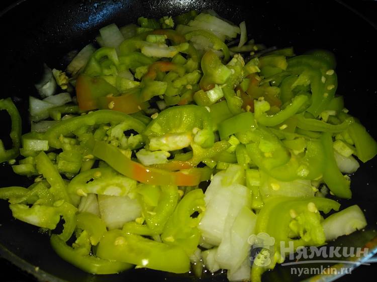Овощной суп с манной крупой и острым перцем - фото шаг 2