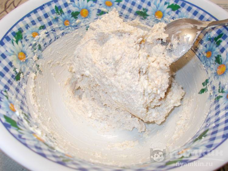 ПП сырники с манной крупой на сковороде - фото шаг 5