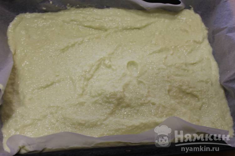 Кабачковый рулет с  начинкой из мяса, колбасы и сыра - фото шаг 4