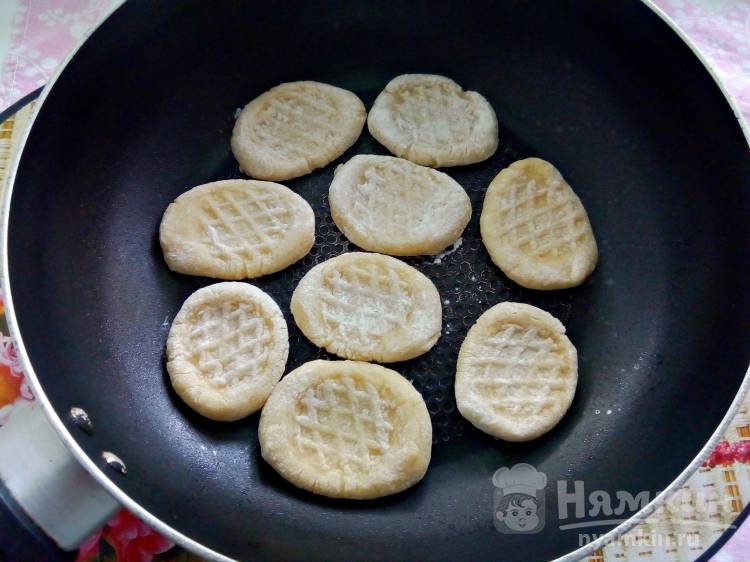 Печенья на сковороде фото Сметанное печенье на сухой сковороде рецепт пошаговый с фото - Nyamkin.RU