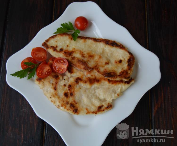 Нежные отбивные из куриного филе на сковороде - фото шаг 7