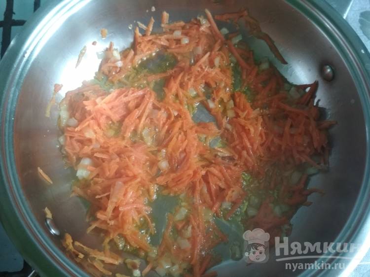 Вкусный суп из белой консервированной фасоли со щавелем - фото шаг 4