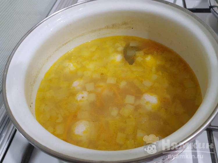 Суп с мясными шариками из фарша - фото шаг 6