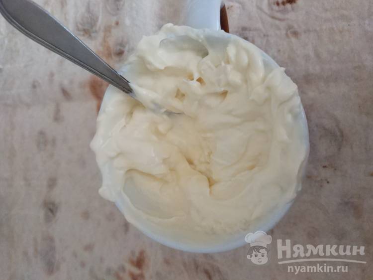 Рулет из лаваша с рыбной консервой и сыром - фото шаг 1