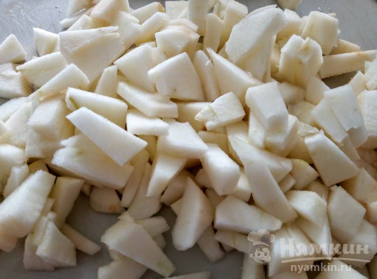 Румяная шарлотка с яблоками на сковороде  - фото шаг 1