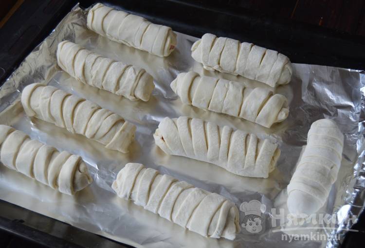 Вкусные сосиски в слоеном тесте  - фото шаг 6
