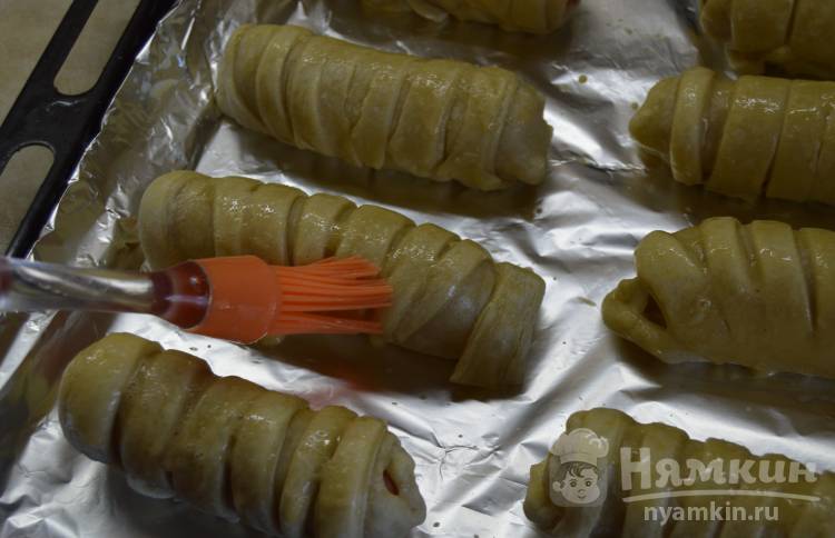 Вкусные сосиски в слоеном тесте  - фото шаг 7
