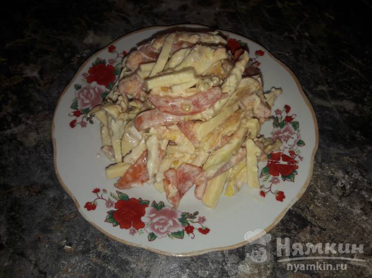 Салат из голландского сыра, запеченной грудки и помидоров - фото шаг 4