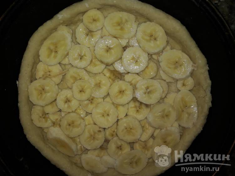 Сладкий пирог с бананами и творогом - фото шаг 3