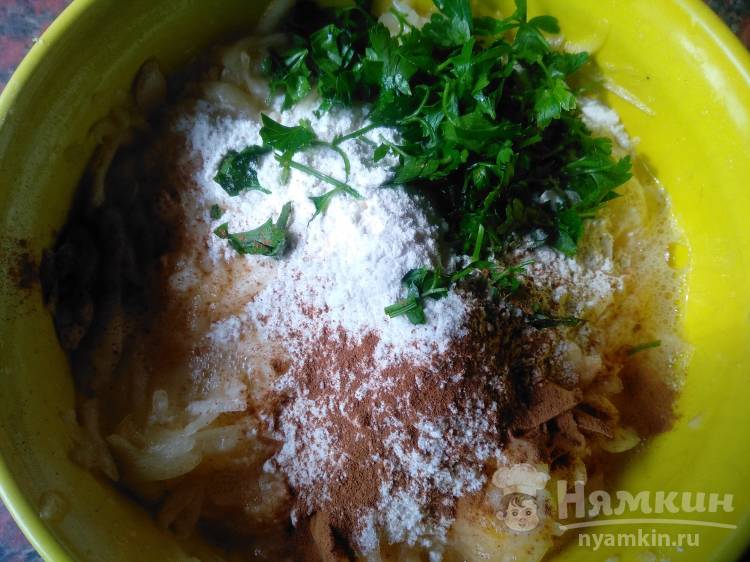 Кабачки запеченные с помидором, перцем и корицей в духовке - фото шаг 2