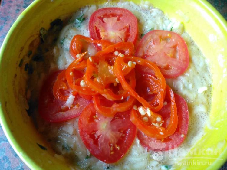 Кабачки запеченные с помидором, перцем и корицей в духовке - фото шаг 3