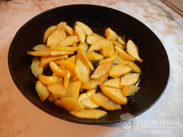 Айва запеченная в духовке с грецкими орехами - фото шаг 4
