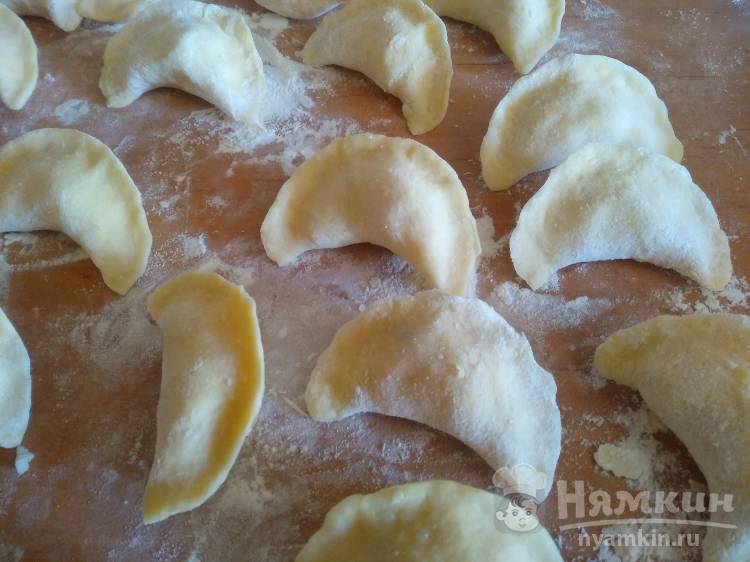 Диетические вареники с гречкой и репчатым луком - фото шаг 4