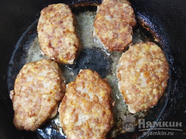 Котлеты домашние из мяса индейки и говядины - фото шаг 4